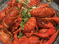 -肥肥虾庄·金牌油焖大虾(东湖欢乐谷店)