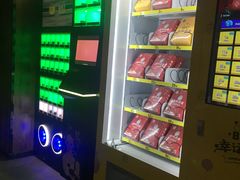等候区-幸福蓝海影城(上海闵行日月光中心杜比全景声店)