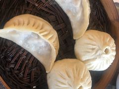 -红灯笼大酒楼(通湖路店)