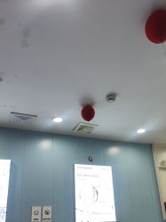 -蕾特恩专业祛痘·皮肤管理