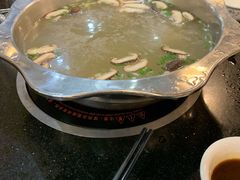 -牛一煲美食(江高店)