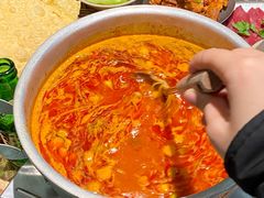 -顶上头•螺蛳粉火锅(德思勤复地星光店)