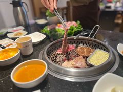 -木槿花韩式炭烤·熟成肉工坊(孙文东路店)