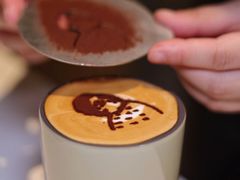 -潮一不贰·法式甜品·生日蛋糕·西式简餐(外滩店)