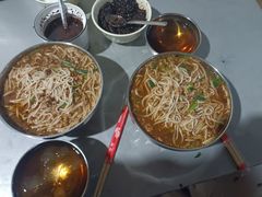 -正宗杨记普洱酸醋米线(总店)