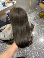 -Tloml salon