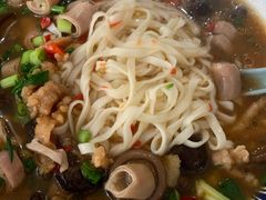 小肠猪肝瘦肉紫溪粉-武夷紫溪粉面