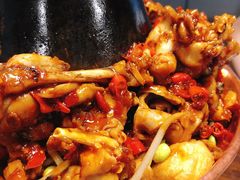 -超越炭火牛蛙火锅鸡(河东店)