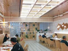 -荷花亭·湖北融合菜(中商广场店)