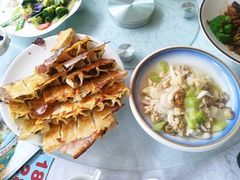特色三鲜大锅贴-普天和酒楼·新津菜·烤鸭(天津之眼店)