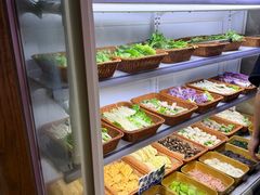 -领鲜活海鲜榴莲自助火锅(东门店)