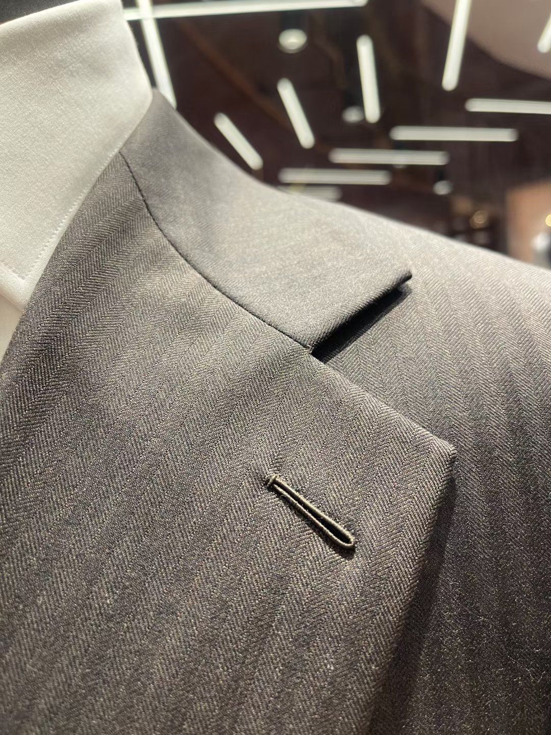 进口西装面料代购网站_西装进口面料和国产面料有什么区别 进口西装面料代购网站_西装进口面料和国产面料有什么区别