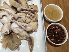 广式正宗白斩鸡-粤仔湾砂锅粥(广益哥伦布店)