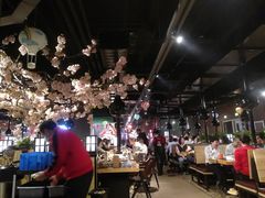 -釜御山海鲜烤肉火锅自助(新城市中心店)