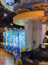-卡通尼乐园(五彩世界店)
