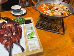 -老滇山寨•云南特色菜•地方菜•民族风情歌舞表演(金碧店)