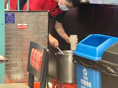 -肥汁米蘭香港米线(长宁来福士店)