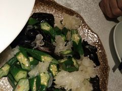 秋葵炒双耳-乾园(天河城店)