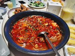 -八府香鸭·啫啫煲(华山路店)
