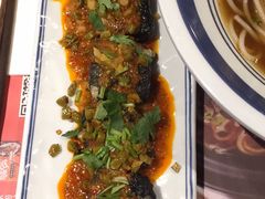 -霸蛮湖南菜·牛肉粉(荣京西街店)