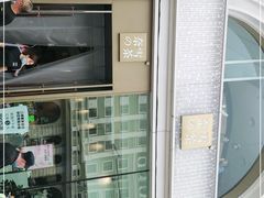 -奈雪的茶(百盛店)