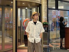-深圳富苑皇冠假日套房酒店
