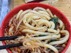 -三品阁过桥米线(万达店)