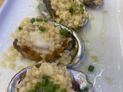 蒜蓉蒸鲍鱼-蟹老板的海鲜