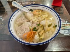 鲜肉馄饨-长人馄饨铺(解放街店)