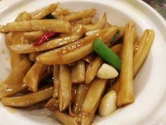 -清真·玛丽亚新疆菜主题餐厅(浙江中路店)