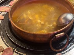 -阿山卓·野生菌火锅·纳西火塘烤肉