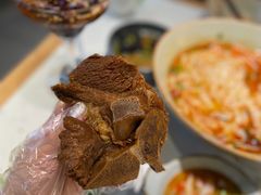 招牌牛大骨圆粉-百春原湖南牛肉粉(百联世纪店)