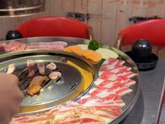 -哈哈碳都·牛肋条无限自助烤肉(台江万达店)