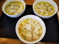 鸡汤小馄饨-鴻瑞興面馆(保利时光里店)