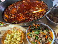-鸿顺老铁锅美蛙鱼府(解放碑店)