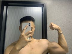 -英派斯健身旗舰店(海信国际中心馆)