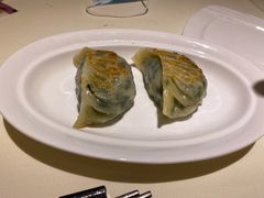 香煎鲜肉韭菜饺-凤凰楼酒家·粤宴点心(华强北店)