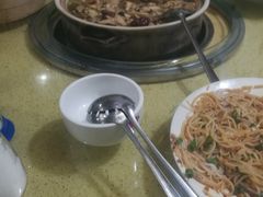 -东巴谷野生菌火锅餐厅