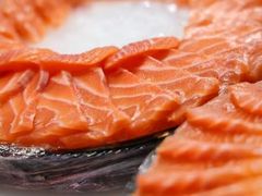 -渔人湾码头海鲜市场负二楼