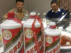 -唔哩赞·崇明私藏菜(建国西路店)