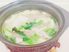 豆腐菌菇煲-阿隆煲店(秀仁苑店)