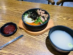 金枪鱼拌饭-吴草鸡爪오초닭발韩食堂(融恒盈嘉中心店)