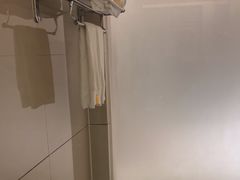 -华海酒店(茂名高铁站店)