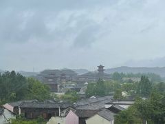 -铂逸梦秦酒店(横店梦幻谷店)