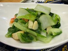 -乡村馕坑肉·烧烤·新疆菜·本地人更爱吃(阿勒泰首店)