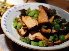 皇帝椒炒香干-吃饭皇帝大土家民族菜(正大广场店)