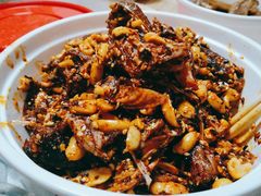 -鑫记婆婆兔·成都特产·兔头手撕兔(太古里店)