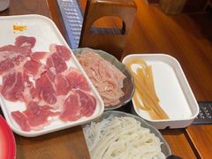 -沸炉重庆老火锅(军事博物馆店)