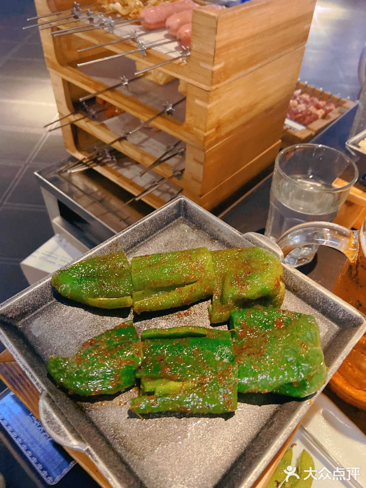 成年人真的需要一顿烧烤来度过秋天