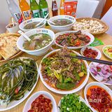 西安城墙下🈶️点东西，